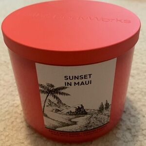 Bath & Body Works Sunset in Maui candle (2022)